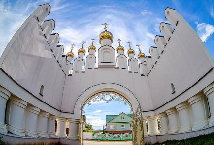 俄罗斯莫多维亚圣瓦索诺菲夫斯基普克罗沃·塞利申斯基修女院的大门