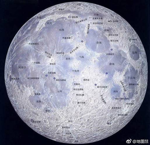 月球地理实体命名活动始于17世纪初期的欧洲,后来转移到20世纪月球